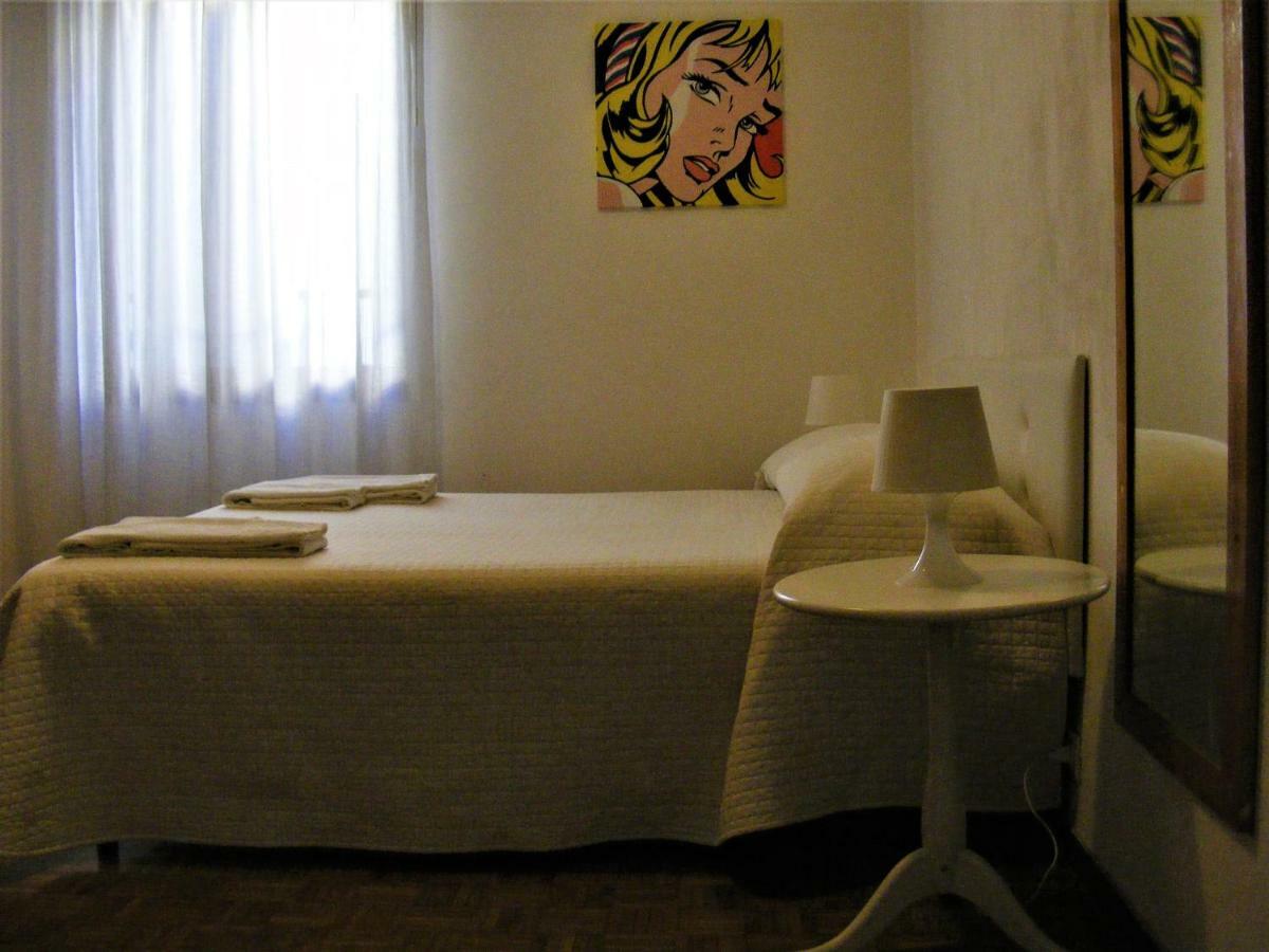 Andy'S Apartment Veneţia Exterior foto